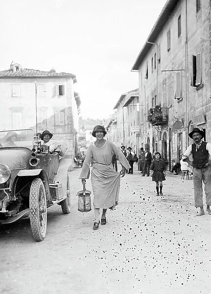 Female portrait in the streets of Assisi