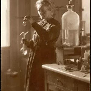 Famous inventors and scientists Canvas Print Collection: Marie Curie
