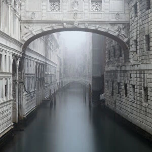 Bridges Canvas Print Collection: Bridge of Sighs, Venice