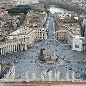 St. Peters Square, Vatican, Rome, Lazio, Italy, Europe