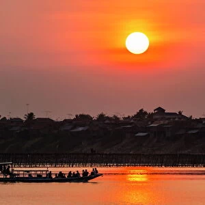 Cambodia Jigsaw Puzzle Collection: Kampong Cham