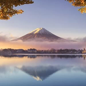 Japan Greetings Card Collection: Lakes