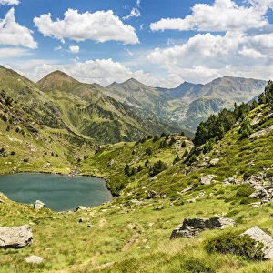 Andorra Tote Bag Collection: Lakes