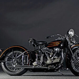 Motorbikes Canvas Print Collection: Harley-Davidson