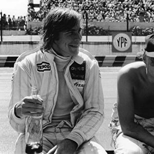 1976 F1 Season Canvas Print Collection: More images of Niki Lauda and James Hunt