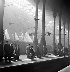 Stations Photographic Print Collection: Liverpool Street Station a063096