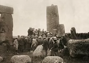 Stone Henge Collection: Longest Day at Stonehenge, Wiltshire