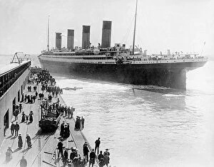 Olympics Fine Art Print Collection: RMS Olympic, White Star Line cruise ship, Southampton