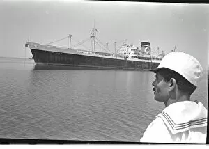 Crew Collection: Ships trapped in Suez Canal, Six-Day War