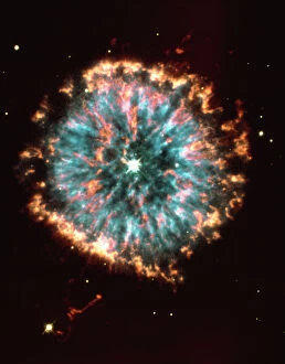 Cosmos Collection: Planetary nebula