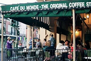 Related Images Photographic Print Collection: Cafe du Monde