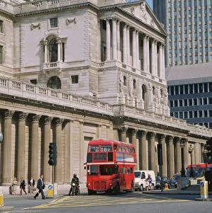 Iconic structures Fine Art Print Collection: Double decker bus in front of the Bank of England, Threadneedle Street