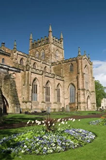 Churches and Cathedrals Mouse Mat Collection: Dunfermline Abbey, Dunfermline, Fife, Scotland, United Kingdom, Europe