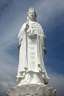 Copyspace Collection: Giant statue 67m tall of Quan Am, Bodhisattva of Compassion (Goddess of Mercy)