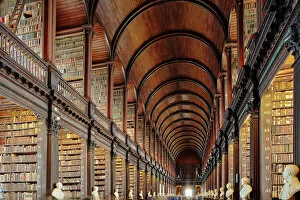 International Landmark Collection: The Long Room in the library of Trinity College, Dublin, Republic of Ireland, Europe