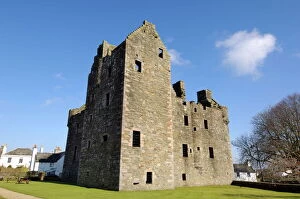 Castles Pillow Collection: MacLellans Castle, Kirkcudbright, Dumfries and Galloway, Scotland