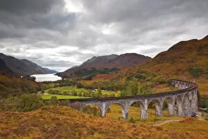 Landmarks of the past Jigsaw Puzzle Collection: The magnificent Glenfinnan Viaduct in the Scottish Highlands, Argyll and Bute, Scotland