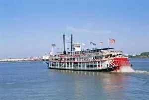 Pennant Collection: Paddle steamer Natchez on the Mississippi River
