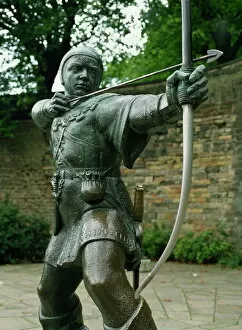 European Robin Collection: Statue of Robin Hood, Nottingham, Nottinghamshire, England, United Kingdom, Europe