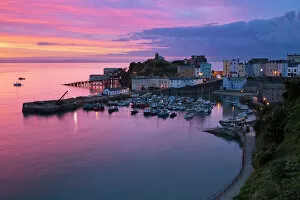 Wales Canvas Print Collection: View over harbour and castle at dawn, Tenby, Carmarthen Bay, Pembrokeshire, Wales