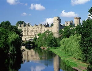 Monuments and landmarks Photographic Print Collection: Warwick Castle, Warwickshire, England, United Kingdom, Europe