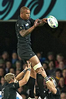 Rugby Jigsaw Puzzle Collection: Courtney Lawes