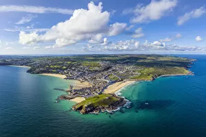Gavin Hellier Collection: Aerial view of St. Ives, Cornwall, England
