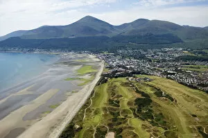 Western Mouse Photographic Print Collection: Royal County Down Golf Course and Slieve Donard Hotel