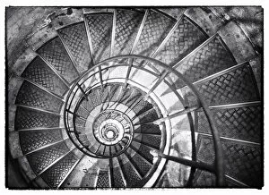 Fine art Metal Print Collection: A spiral staircase inside Arc de Triomphe, Paris, France