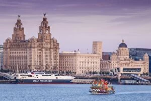 Museum Of Liverpool Collection: United Kingdom, England, Merseyside, Liverpool, Mersey ferry and Liverpool skyline