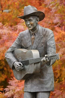 Montgomery Collection: USA, Alabama, Montgomery, Hank Williams statue in downtown
