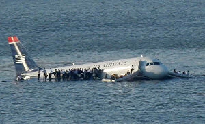 Images Dated Cushion Collection: US Airways plane lands in the Hudson River