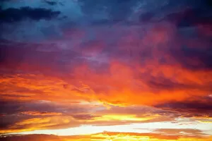 Landscape paintings Collection: Colorful sunset blossoms across a New Mexico sky