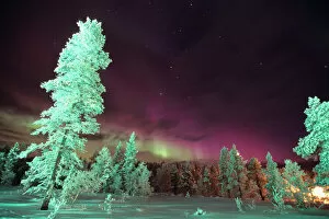 Aurora Borealis Pillow Collection: Scandinavia, Finland, Lapland, Kakslauttanen, The Aurora borealis