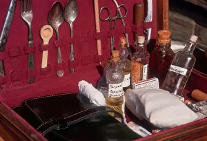 Medical Collection: Medical kit in the Civil War, 1860s
