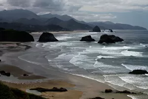 Seaboards Collection: Cannon Beach, view from Ecola State Park, Oregon, USA