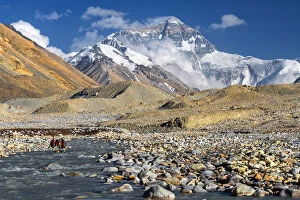 Land Collection: mt. Everest from Everest Base Camp, Tibet
