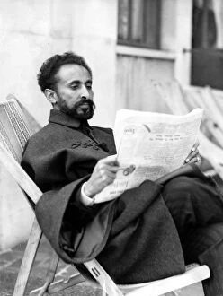 Sussex Life Framed Print Collection: Emperor Haile Selassie I of Abyssinia is enjoying a seaside holiday at Eastbourne