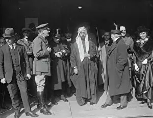 Prime Minister Pm Collection: At the Guildhall, London; Lord Allenby, Emir Faisal, Mr Lloyd George and Lady Allenby