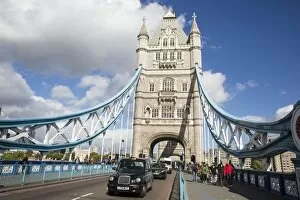Travel Collection: Britain-Bridge-London