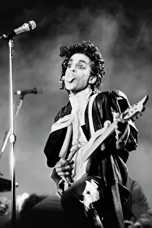 Black And White Picture Collection: France-Us-Entertainment-Music-Prince