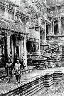 Related Images Canvas Print Collection: Bonzes in Angkor Vat, c.1920-1930 (photo)