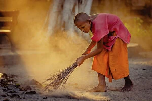 Siem Reap Photo Mug Collection: Practical Religion
