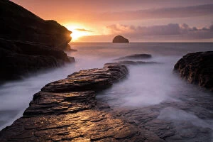 Landscape paintings Fine Art Print Collection: Trebarwith Strand at sunset and high water, Trebarwith, north Cornwall, UK. October 2017