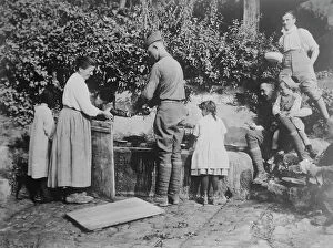 Chore Collection: U.S. soldiers in France, 16 Aug 1918. Creator: Bain News Service