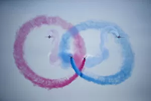 The Red Arrows Jigsaw Puzzle Collection: Symmetry
