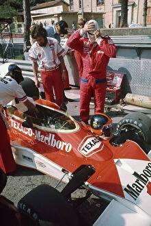 1970s F1 Greetings Card Collection: 1975 Monaco Grand Prix - Emerson Fittipaldi: Emerson Fittipaldi, McLaren M23 Ford