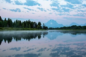 MIichael Melford Canvas Print Collection: The Oxbow Bend of the Snake river with the reflection of Mount Moran