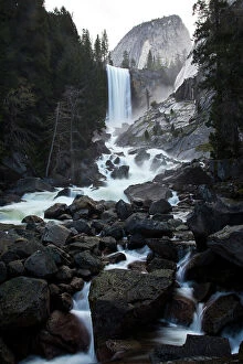 Michael Melford Canvas Print Collection: Vernal Fall cascading into the Merced River