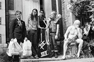 Cases Collection: The Young Ones filming on location in Bristol. Starring Rik Mayall as Rick